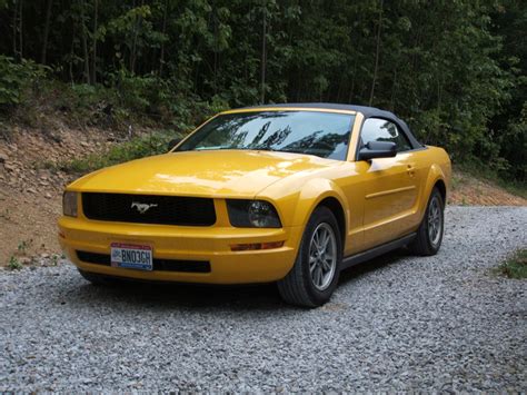 2005 Ford mustang v6 convertible for sale