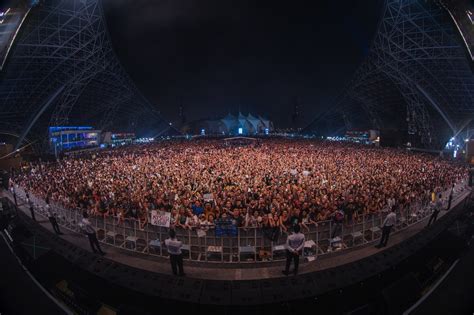 PHOTOS: EMINEM LIVE IN ABU DHABI | Eminem