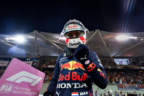 Lewis Hamilton wins record-breaking 8th title in Abu Dhabi