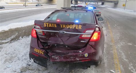 A Dozen Minnesota State Patrol Cars Were Hit On The Side Of The Road In ...