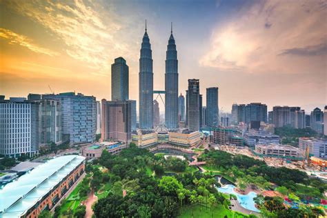 12 Wonderful Attractions in the Kuala Lumpur City Centre (KLCC ...