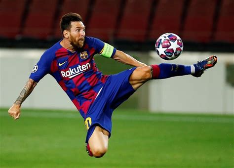 Messi unstoppable as Barca beats Napoli to reach CL last 8 - The Korea Times