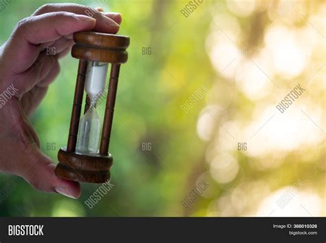 Hourglass Timer Image & Photo (Free Trial) | Bigstock