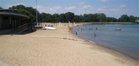 Calumet Beach | Chicago Park District