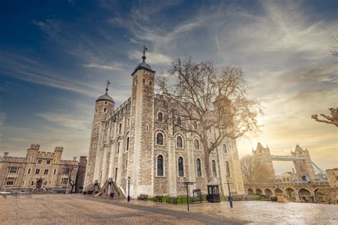 The Tower of London - History and Facts | History Hit