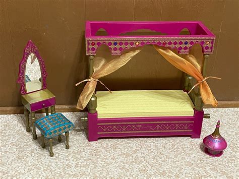 Bratz Genie Magic Bedroom Set Bed Vanity Lamp Barbie Doll House Furniture Rare ...