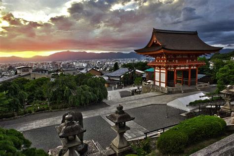 Kyoto Travel Guide: When to Visit, What to Do & Eat and Where to Stay