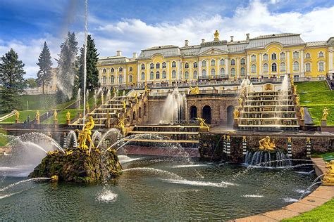 10 Beautiful Palaces From Around the World - WorldAtlas