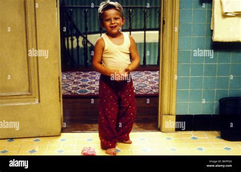 STUART LITTLE (1999) JONATHAN LIPNICKI STLT 076 Stock Photo - Alamy