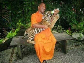 Top 98+ about yogi adityanath wallpaper hd - Billwildforcongress