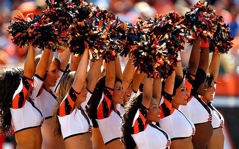 Sports-Football-Cincinnati Bengals-Ben Gal Cheerleaders | Bengals cheerleaders, Healthy meals ...