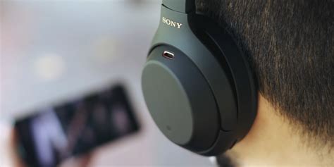 Best Sony WH-1000XM4 Tips, Tricks and Hidden Features - TechWiser