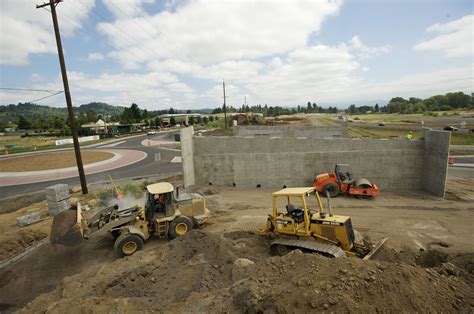 Highway 14 work prompts closures - The Columbian