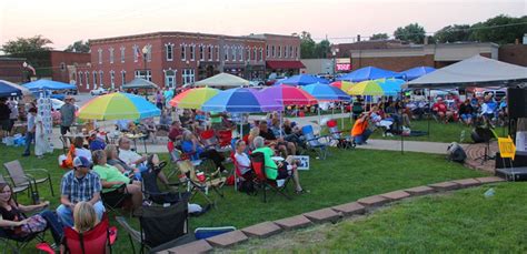 On a roll in Malvern, Iowa: Town’s economic revival is centered on fine arts, recreation ...