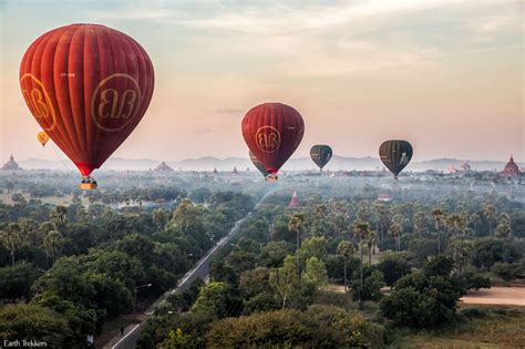 A Hot Air Balloon Ride Over Bagan, Myanmar - Earth Trekkers