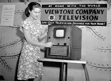 1945 ... low-cost wood TV! | James Vaughan | Flickr