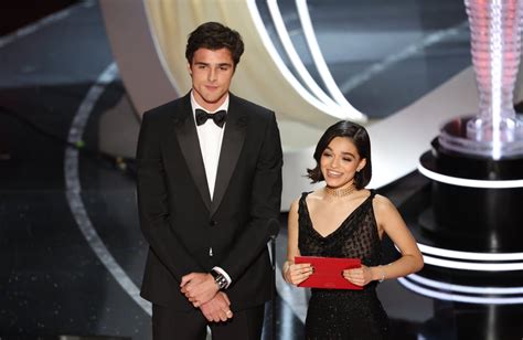 Jacob Elordi at the 2022 Oscars | POPSUGAR Celebrity