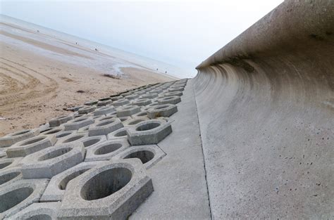 Precast Sea Wall Defence | Concrete Sea Defence | Essex