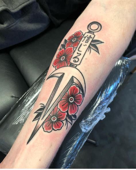 spin on Minato's Kunai by Jessi at Rorsarch Gallery Hillsborough NJ ...