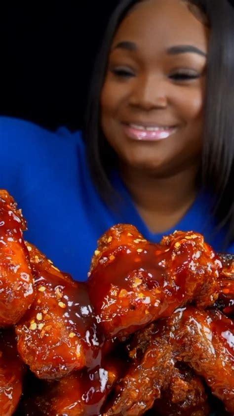 10 2x Spich Chicken Wings. Spicy Chicken Wing Recipe | Spicy appetizers, Chicken wing recipes ...