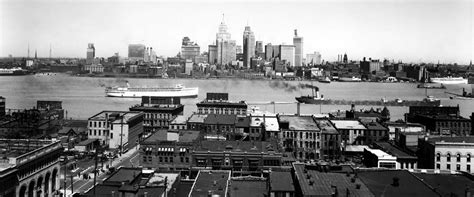 Windsor Arial 1920s including scene along a busy Detroit River ... | Downtown, New york skyline ...