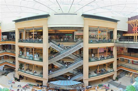 10 Best Shopping Malls in Seattle - Seattle's Most Popular Malls and Department Stores – Go Guides