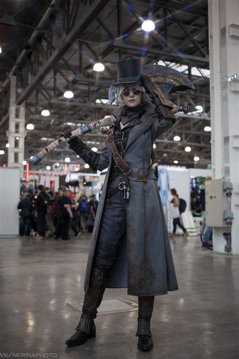 Bloodborne Hunter cosplay (at ComicCon Russia '19) by brother-caleb on ...