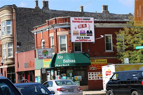 Chicago IL West Town Digital Billboard at Chicago and Damen | Chicago ...