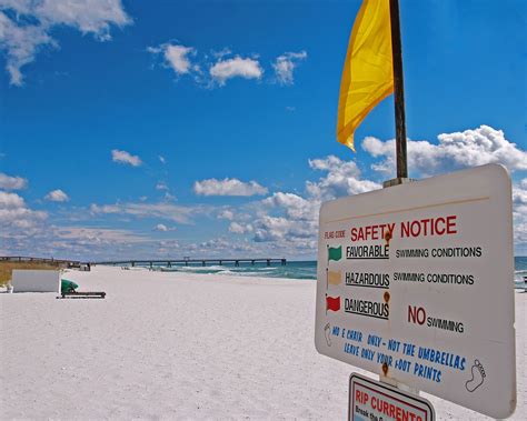 6 Beach Safety Tips For Children and Adults