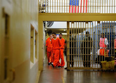 California Prison Changes Largely Unnoticed in Gubernatorial Race | KQED