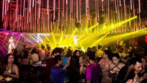 Top 16 Bars in Nha Trang to Soak in the City’s Nightlife