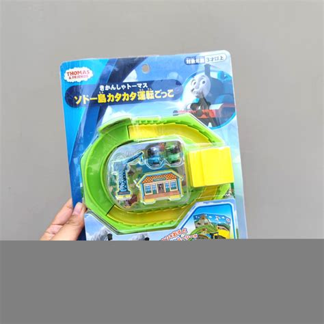 Thomas train set, Hobbies & Toys, Toys & Games on Carousell