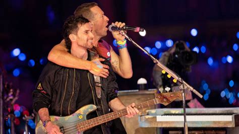 Guy Berryman: 45 años cumple el fundador y bajista de Coldplay — Radio Concierto Chile