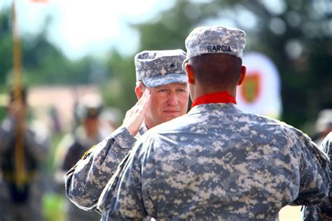 Field Artillery School commandant honored | Article | The United States ...