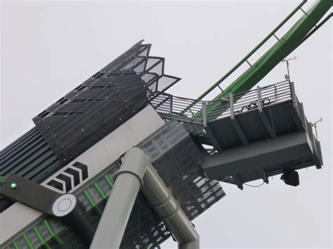 Incredible Hulk Coaster Construction Update: Roar Sounds Added and Nighttime Lighting Effects ...