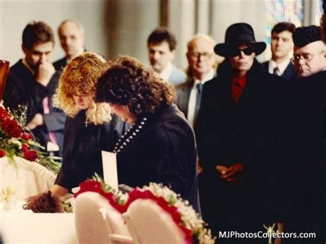 Michael Jackson Photo: Ryan White funeral | Ryan white, Michael jackson ...