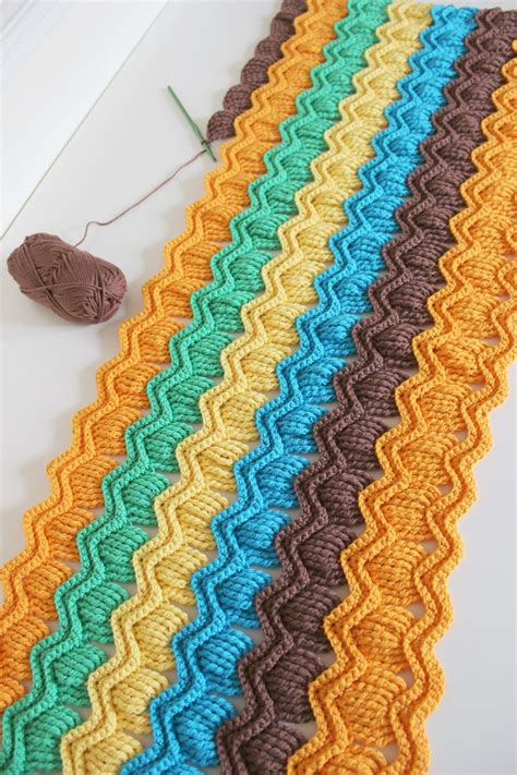 Currently creating: Crochet vintage fan ripple blanket | Chiaki Creates ...