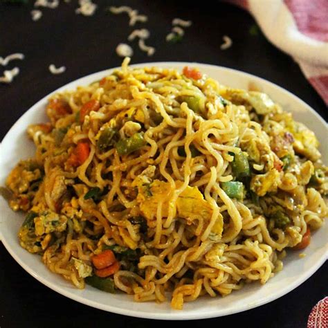 egg maggi masala recipe with eggs - Yummy Indian Kitchen