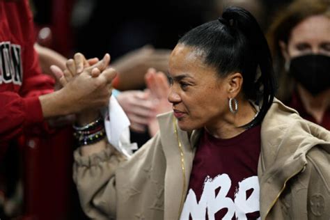 Gamecocks Coach Dawn Staley Has Words For The Media, Other Coaches For ...