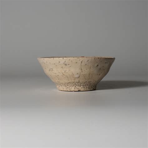 Hagi sakazuki sake cup made by Touri Yoshino. Hagi yaki Japanese ceramic. Hagiyakiya | We ...