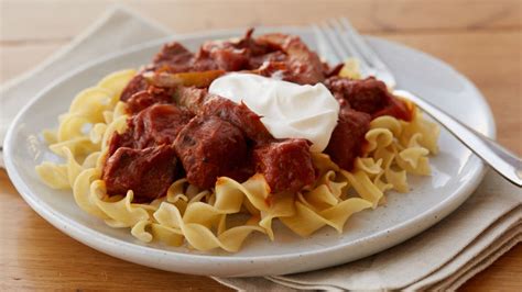 Slow-Cooker Hungarian Goulash recipe from Betty Crocker