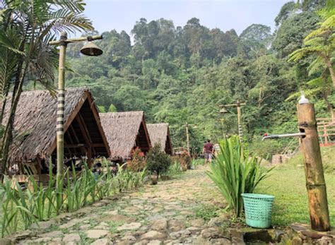 Telaga Batu Bogor, Ini Lokasi & Harga Tiket Masuknya - Travelandword