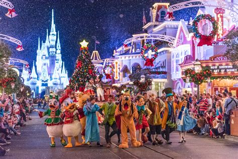 Mickey’s Very Merry Christmas Party 2017 Dates Announced – Orlando ParkStop