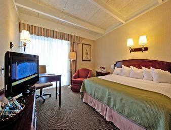 Discount Coupon for Howard Johnson Inn - Newport Area/Middletown in Middletown, Rhode Island ...