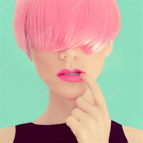 Fashion girl with pink hair. — Stock Photo © Porechenskaya #47462207
