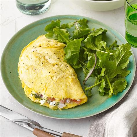 Smoked Salmon & Cream Cheese Omelet Recipe - EatingWell