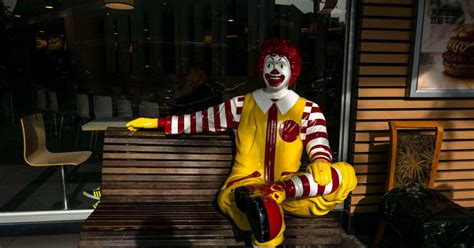 Ronald McDonald Statue Stolen by Hamburglar | TIME