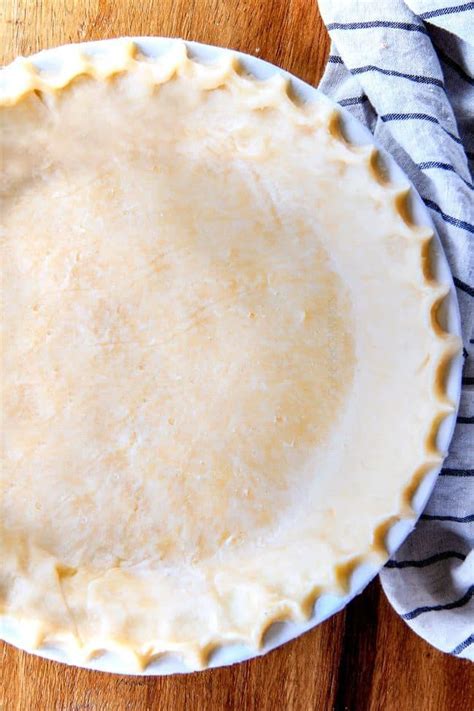 BEST EVER easy, NO FAIL pie crust recipe with step by step photos and instructions! You will ...