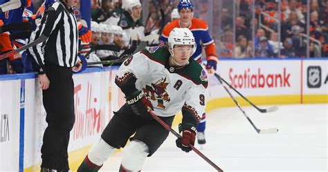 5 Trades and Landing Spots for Coyotes Forward Clayton Keller | News ...