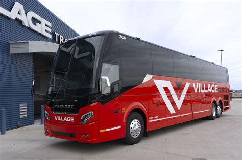 Long-time Prevost Partner Receives First All-new H3-45 | Prevost